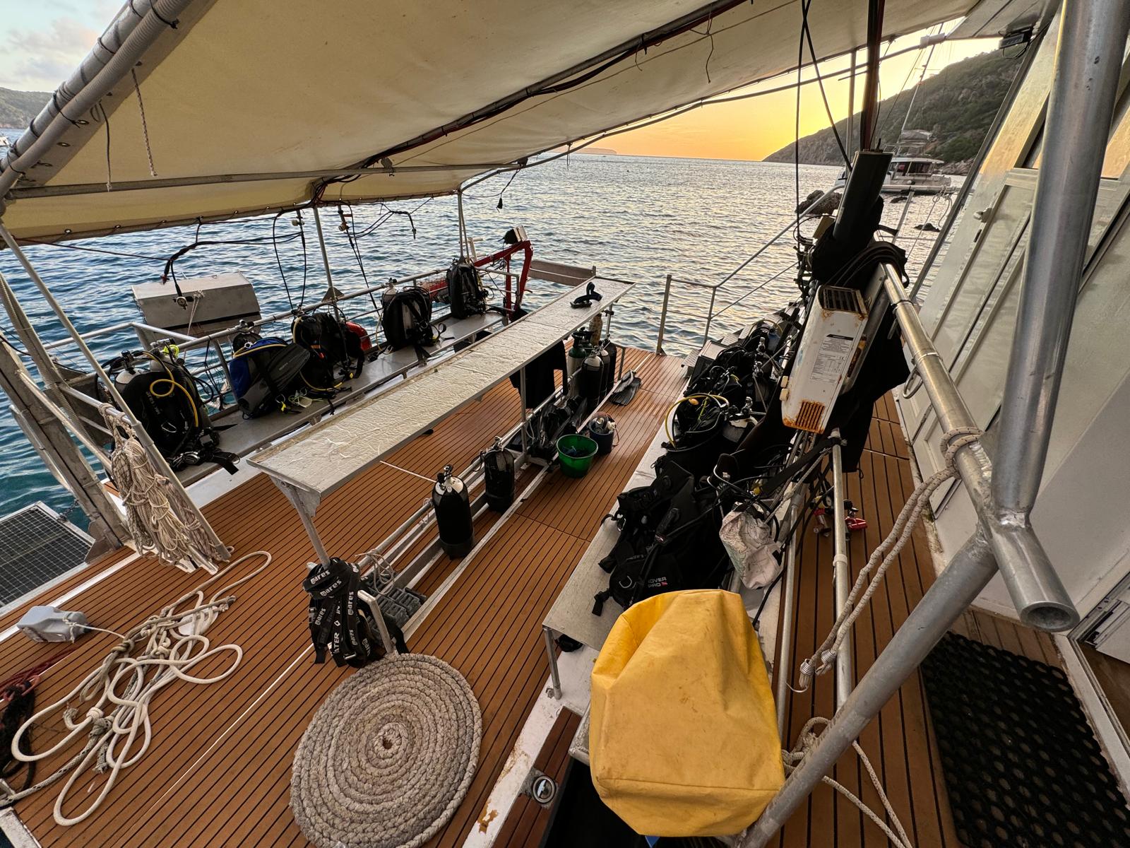 Dive deck prepared on the Manta boat